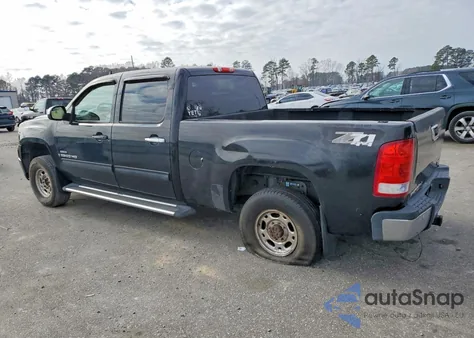 2007 GMC Sierra K2500 Heavy Duty из США, поврежденный, VIN 1GTHK23667F537813